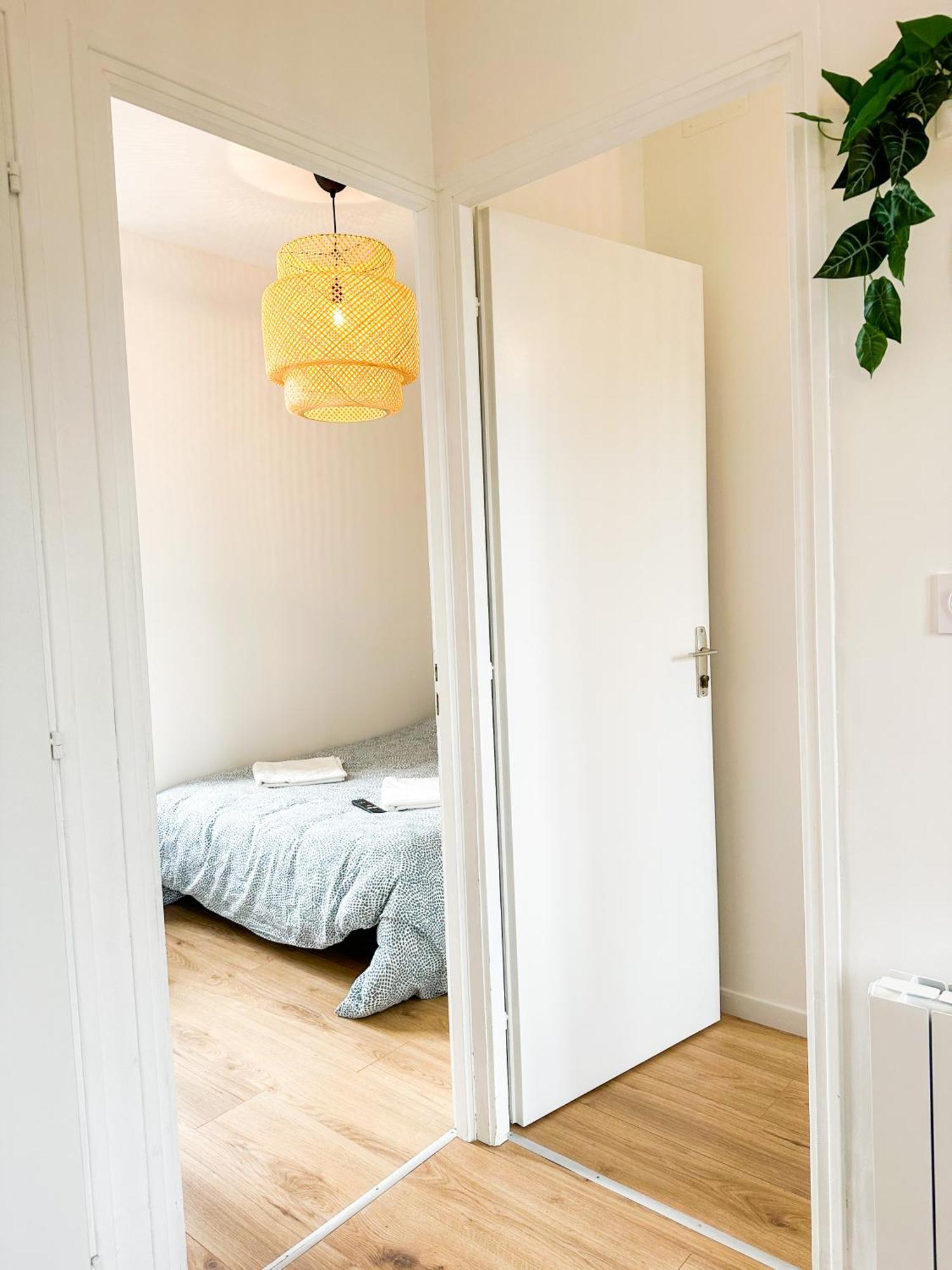 New: Agreable & Lumineux *Gare* Lejlighed Guingamp Eksteriør billede