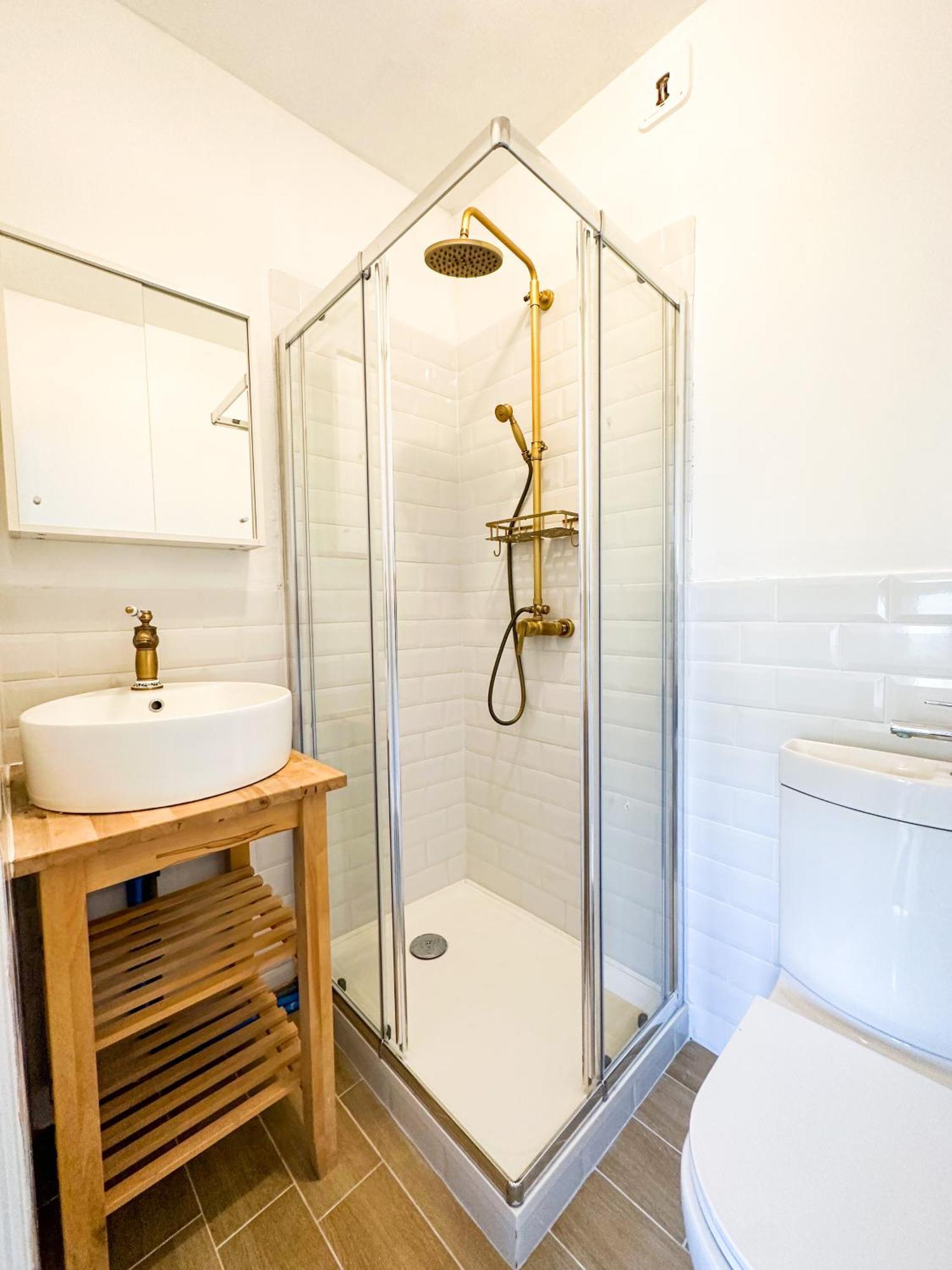New: Agreable & Lumineux *Gare* Lejlighed Guingamp Eksteriør billede