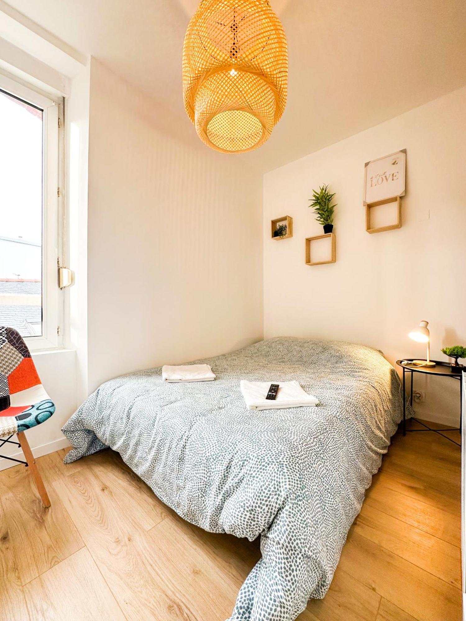 New: Agreable & Lumineux *Gare* Lejlighed Guingamp Eksteriør billede