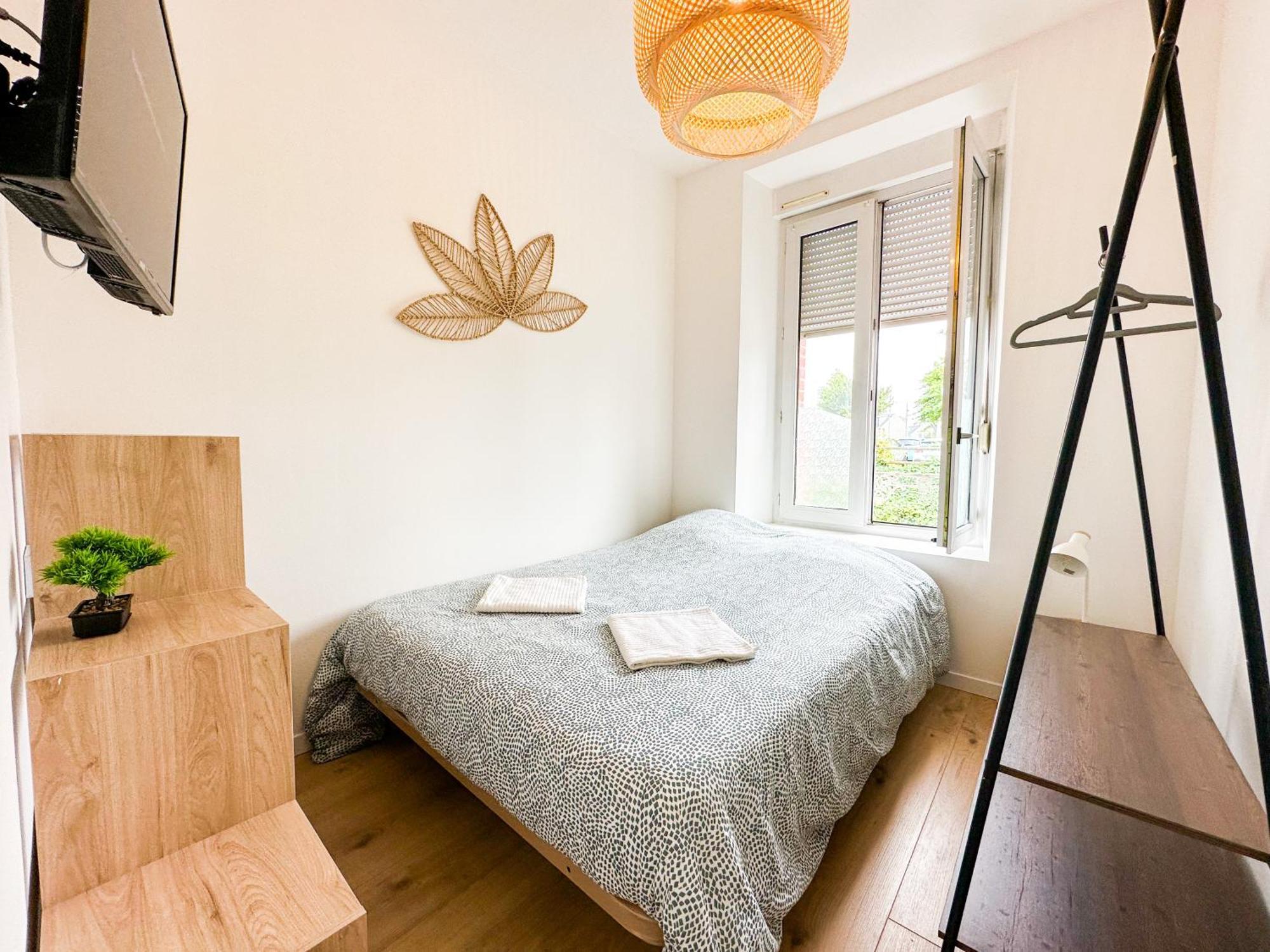 New: Agreable & Lumineux *Gare* Lejlighed Guingamp Eksteriør billede